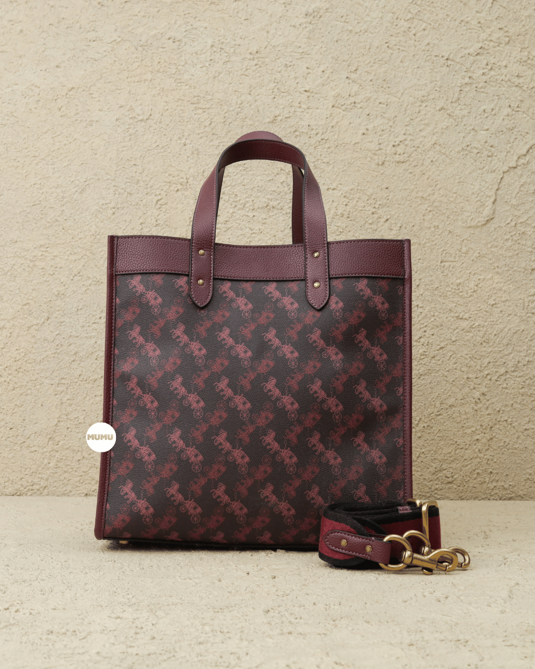 Field Tote With Horse And Carriage Print Oxblood Cranberry (Cuci Gudang)